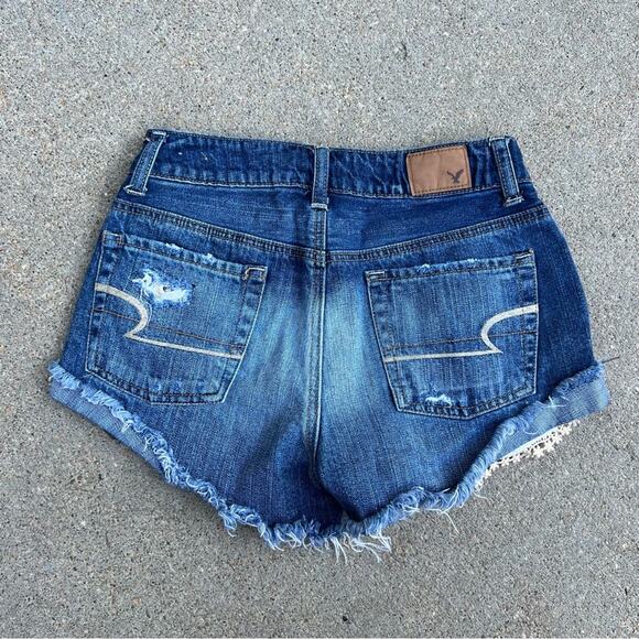 AEO high rise festival jeans peekaboo crochet pockets distressed frayed hems 0 - Picture 2 of 4